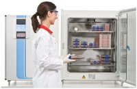 CO2-инкубатор, 240 л, прямой нагрев, ТК-датчик, влажная стерилизация, камера из нержавеющей стали, Heracell 240i, Thermo FS