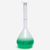 Колба мерная ISOLAB 25 мл, класс B, PP, NS 10/19, с пробкой (PE)