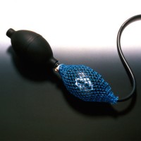 Груша резиновая Deutsch &amp; Neumann двойная с сеткой, размер 5