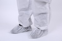 Чехлы на обувь для работ с радиоактивными и химически токсичными веществами