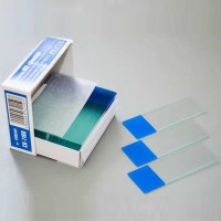 Стекло для микропрепаратов, предметное СП-7109, с полиров. краями и синей полосой, 26*76 мм., толщ. 1,0 мм.