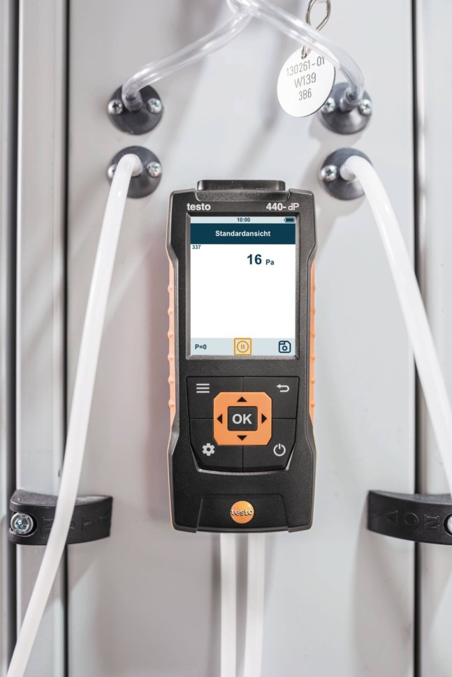 testo 440 dP - Прибор для измерения скорости и оценки качества воздуха в помещении со встроенным сенсором дифференциального давления