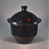 Эксикатор 2-150 мм., темное стекло