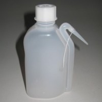 Промывалка цельнолитая п/эт 500 мл., Кartell