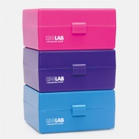 Контейнер ISOLAB для 12 кювет, крышка на петлях, синий, полипропилен