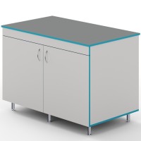 Закрытый стол для работы стоя со столешницей из химстойкого пластика СЛЗ НВК 1200 ПЛАСТ