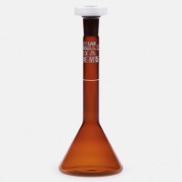 Колба мерная ISOLAB 50 мл, трапециевидная, класс А, NS 12/21, тёмное стекло, с пробкой (PE)