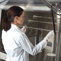 Изолятор для стерильных работ, ширина рабочей поверхности 895 мм, NU-NTE800-400E, NuAire