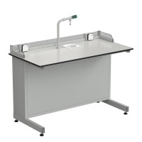 Стол ученический с подводом воды, с бортиком и розетками 1200х600х840, раб. поверхность - LABGRADE