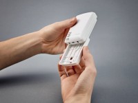 testo 160 THE - testo 160 THE – WiFi-логгер данных с интегрированным сенсором температуры/влажности и 2 разъёмами для подключения внешних зондов