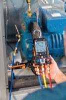 testo 550s Комплект 3 с заправочными шлангами - Умный цифровой манометрический коллектор, смарт-зонды зажимы температуры и набор из трёх заправочных шлангов