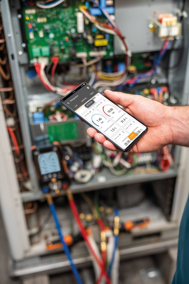testo 550s Комплект 3 с заправочными шлангами - Умный цифровой манометрический коллектор, смарт-зонды зажимы температуры и набор из трёх заправочных шлангов