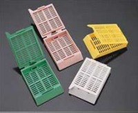 Кассета для проводки и заливки тканей, с крыш., с прорез, белая, 500 шт, Deltalab