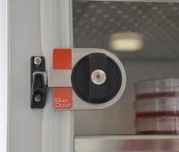 CO2-инкубатор, 170 л, силиконовая рубашка, ИК-датчик стерилизуемый, стерилизация при 180°С, регулятор О2, активное увлажнение, СВ 150, Binder