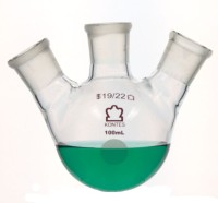 Колба трехгорлая круглодонная Kimble 100 мл, боковые шлифы 19/22 под углом к центральному 19/22, стекло