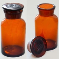 Склянка лабораторная 500 мл. из темного стекла с широкой горловиной и притертой пробкой