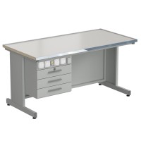 Стол преподавателя с подвесной тумбой, электрикой + слот 1515х750х760, раб. поверхность - LABGRADE-лайт