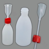 Бутылка-дозатор град. объема п/э 1000 мл. с крышкой и контейнером ПМП 25 мл., Kartell