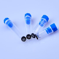 Криопробирки 1000 мкл, SBS формат, белые крышки, ПП, штрих-код на дне пробирок, конические, с юбкой, внутренняя резьба, стерильные, бесцветные, 96 шт./пакет., 5 пакетов./уп., 4 уп./кор., Biologix, Китай